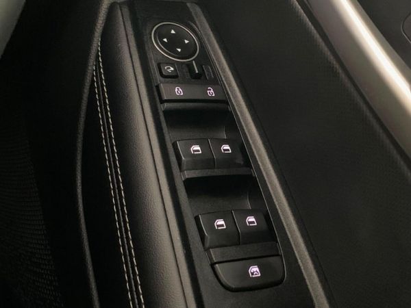 2025-Kia-Sonet-15-EX-Auto image:17
