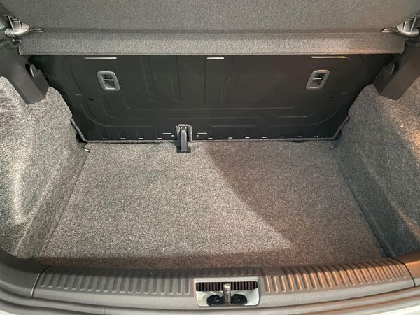 2025-Volkswagen-Polo-Vivo-14 image:13