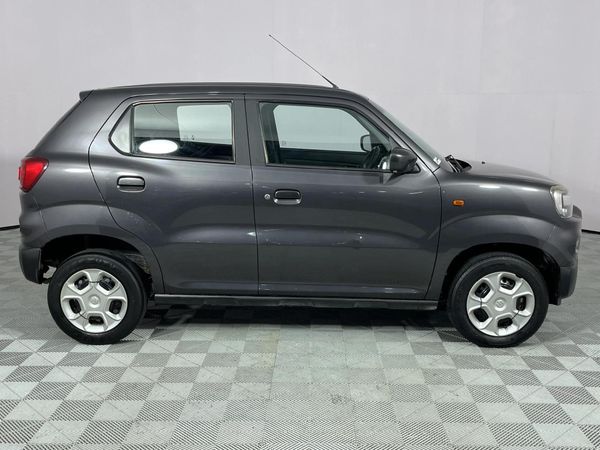 2021-Suzuki-S-Presso-10-GL-Auto image:13