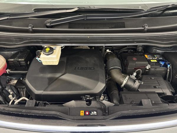 2022-Hyundai-Staria-22d-Elite-Auto image:13