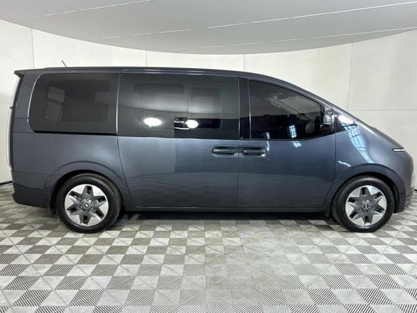 2022-Hyundai-Staria-22d-Elite-Auto image:18