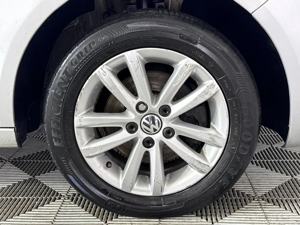 2013-Volkswagen-Polo-Vivo-16-Trendline-5-dr image:5