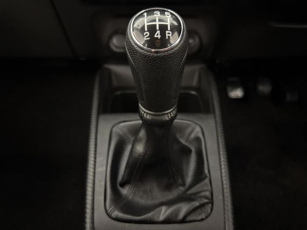 2026-Suzuki-Fronx-15-GL image:10