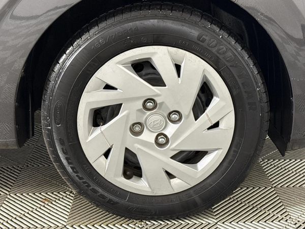 2024-Hyundai-Grand-i10-10-Motion image:5