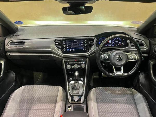 2022-Volkswagen-T-Roc-20-TSI-4M-R-Line-Auto image:5