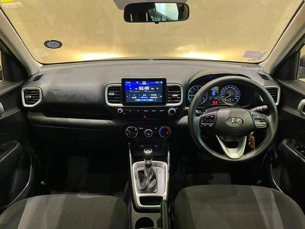 2022-Hyundai-Venue-10-TGDI-Motion-Auto image:5