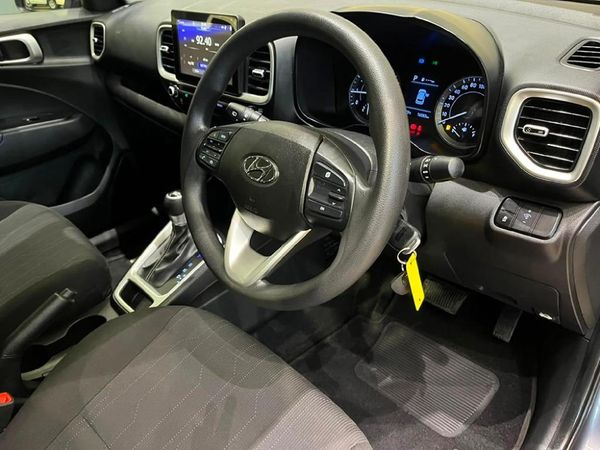 2022-Hyundai-Venue-10-TGDI-Motion-Auto image:6
