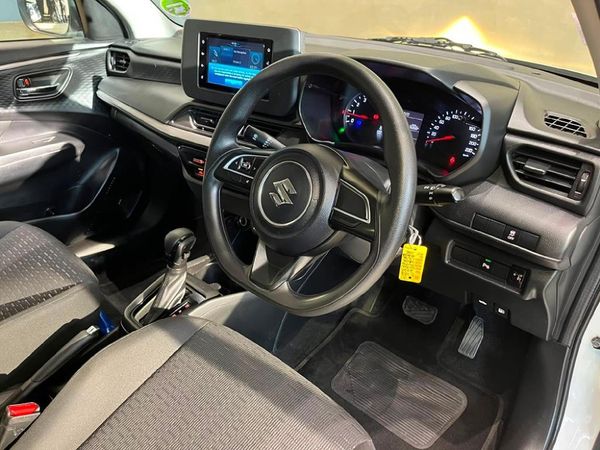 2025-Suzuki-Swift-12-GL-Auto image:6
