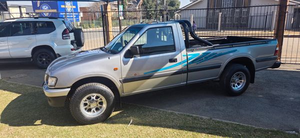 2000-Isuzu-KB-250D-LWB-LE-Single-Cab image:1