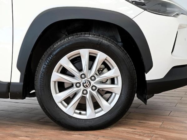 2025-Toyota-Corolla-Cross-18-XS-Hybrid image:21