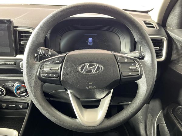 2024-Hyundai-Venue-12-Motion image:11