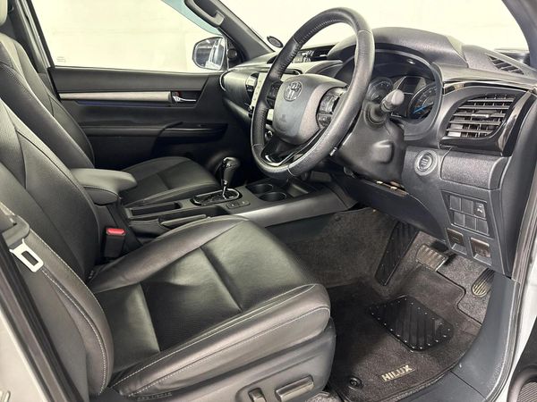 2024-Toyota-Hilux-28-GD-6-RB-Legend-Double-Cab-Auto-mhev image:9