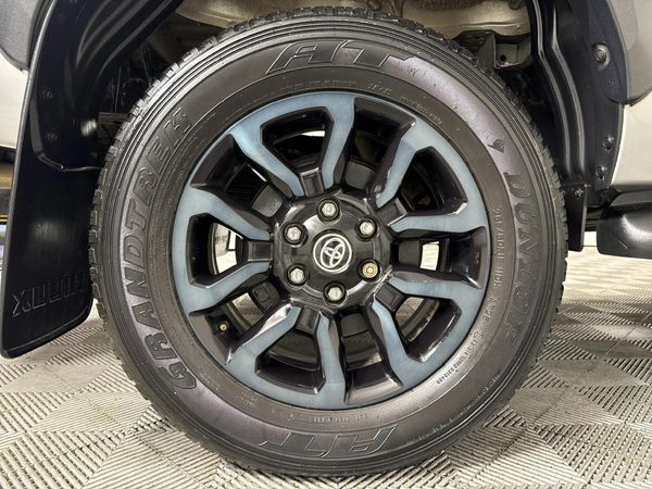 2024-Toyota-Hilux-28-GD-6-RB-Legend-Double-Cab-Auto-mhev image:7