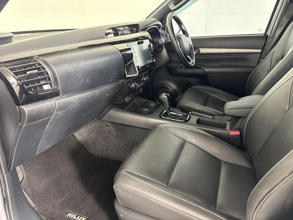 2024-Toyota-Hilux-28-GD-6-RB-Legend-Double-Cab-Auto-mhev image:8