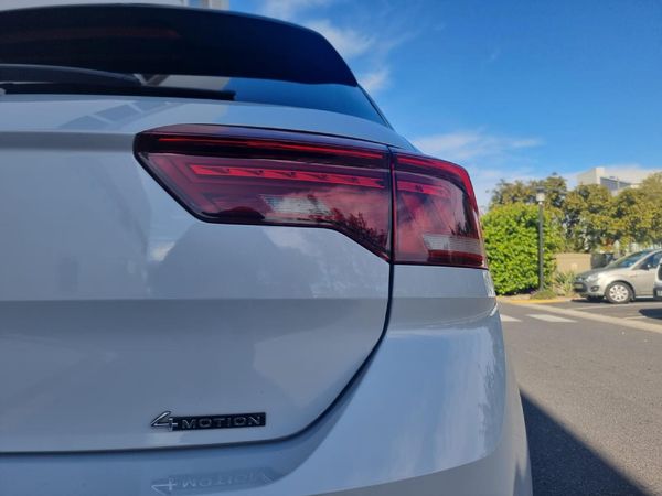 2022-Volkswagen-T-Roc-20-TSI-4M-R-Line-Auto image:8