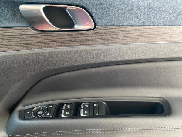 2025-Ford-Territory-18T-Titanium image:16