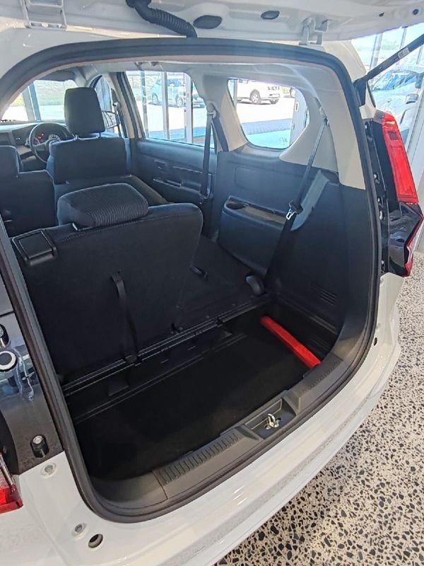 2026-Suzuki-Ertiga-15-GA image:4