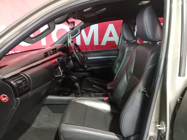 2022-Toyota-Hilux-28-GD-6-Raised-Body-Legend-4x4-Auto-Double-Cab image:6
