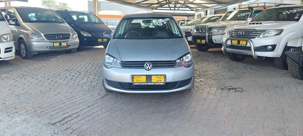 2011-Volkswagen-Polo-Vivo-14-Blueline-5-dr image:1
