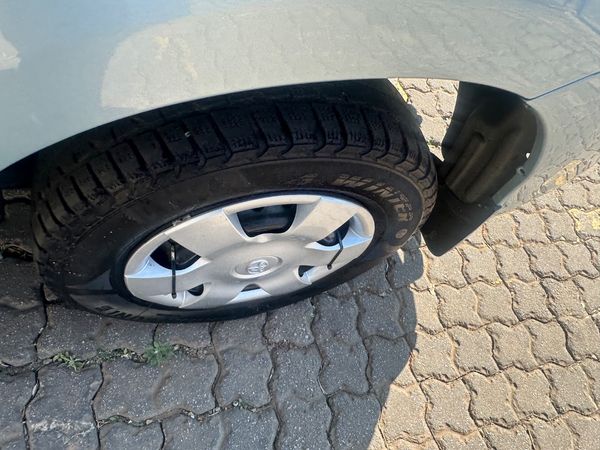 2010-Toyota-Avanza-15-TX image:4