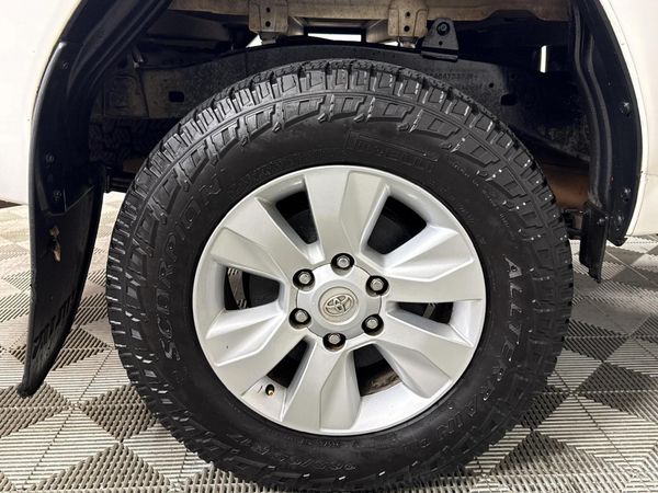 2018-Toyota-Hilux-24-GD-6-Raised-Body-SRX-Extended-Cab image:5