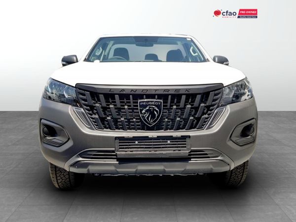 2026-Peugeot-Landtrek-19D-Professional-Single-Cab image:3