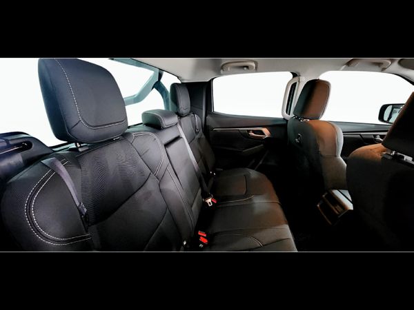 2026-Isuzu-D-Max-19-DDI-HR-LS-Auto-Double-Cab image:18