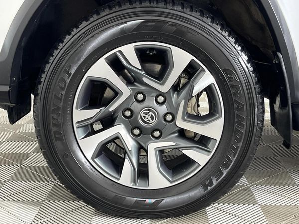 2023-Toyota-Fortuner-24-GD-6-4x4-Auto image:4