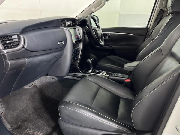 2023-Toyota-Fortuner-24-GD-6-4x4-Auto image:8