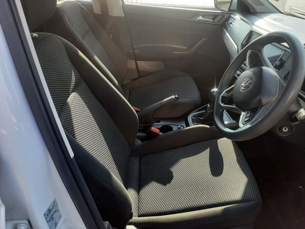 2024-Volkswagen-Polo-10-TSI-Life image:7