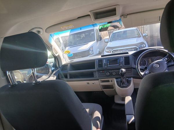 2019-Volkswagen-Kombi-20-TDI-Auto-103kW-Trendline image:11