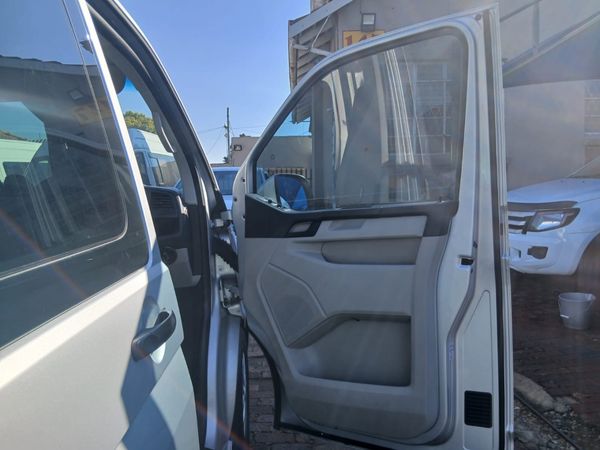 2019-Volkswagen-Kombi-20-TDI-Auto-103kW-Trendline image:8