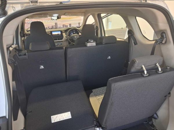 2026-Suzuki-Ertiga-15-GA image:16