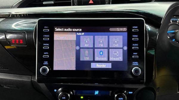 2021-Toyota-Hilux-28-GD-6-Raised-Body-Legend-4x4-Auto-Double-Cab image:18