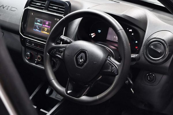 2023-Renault-Kwid-10-Climber image:10