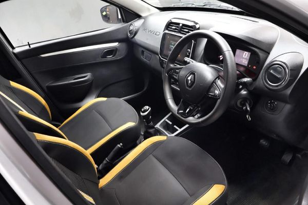 2023-Renault-Kwid-10-Climber image:11