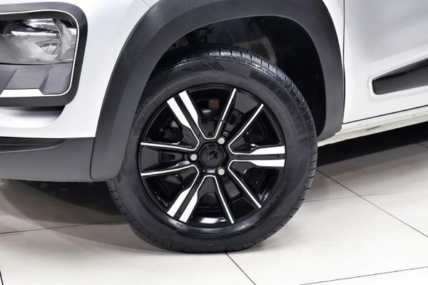 2023-Renault-Kwid-10-Climber image:28