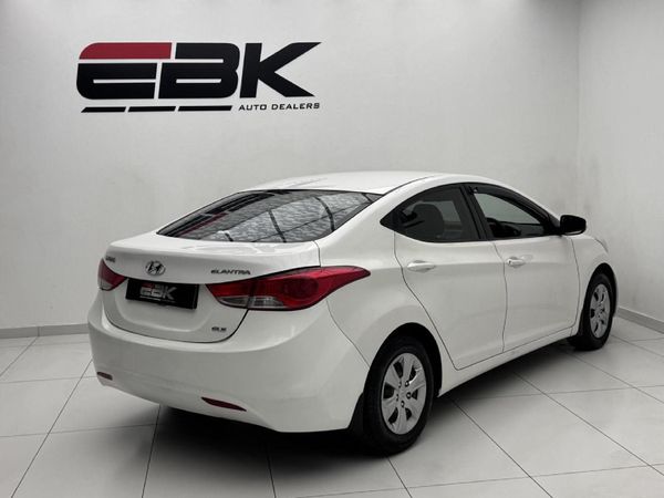 2012-Hyundai-Elantra-16 image:5
