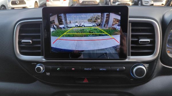 2026-Hyundai-Venue-12-Motion image:13