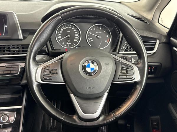2015-BMW-2-Series-220d-Active-Tourer-Auto image:11