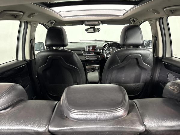 2015-BMW-2-Series-220d-Active-Tourer-Auto image:15
