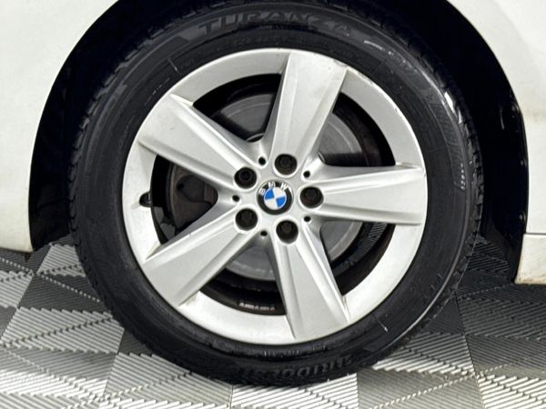 2015-BMW-2-Series-220d-Active-Tourer-Auto image:4