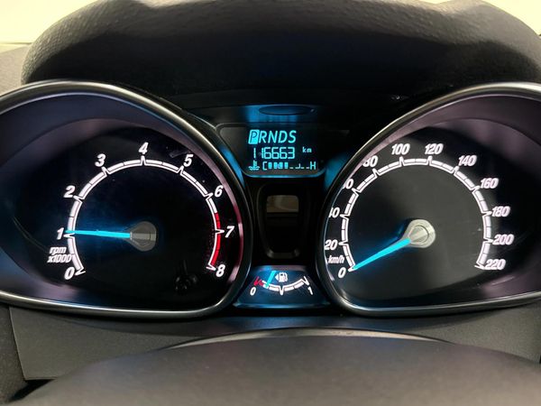 2017-Ford-Fiesta-10-EcoBoost-Titanium-Auto-5-dr image:2