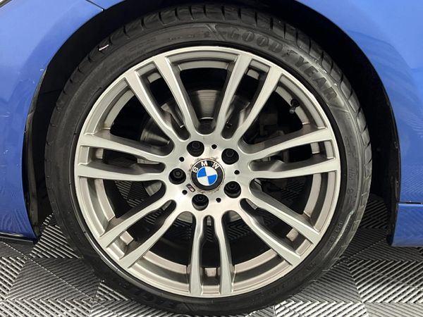 2014-BMW-3-Series-320d-M-Sport-Auto image:4