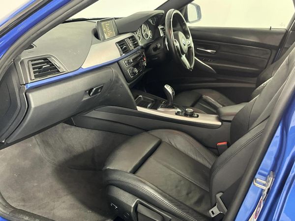 2014-BMW-3-Series-320d-M-Sport-Auto image:8