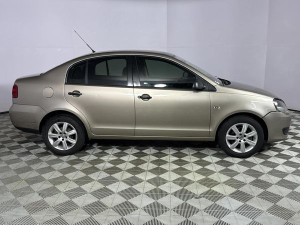 2014-Volkswagen-Polo-Vivo-14-Trendline image:16