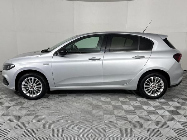 2021-Fiat-Tipo-City-Life-16-Auto image:18
