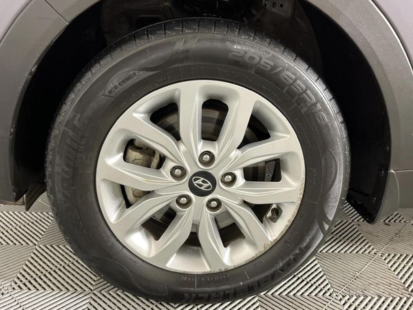 2019-Hyundai-Creta-16-Executive-Auto image:4