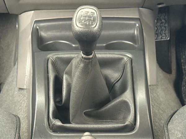 2005-Isuzu-KB-300-TDi-LX-Double-Cab image:10