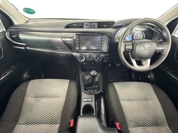 2020-Toyota-Hilux-24-GD-6-SRX-4x4-Double-Cab image:1